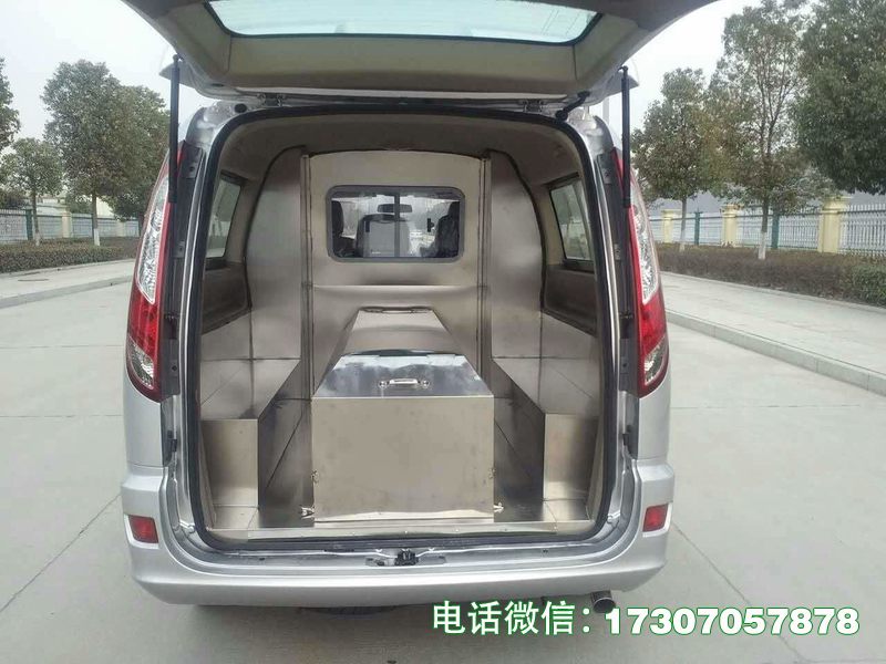 礼县事故遗体运输车
