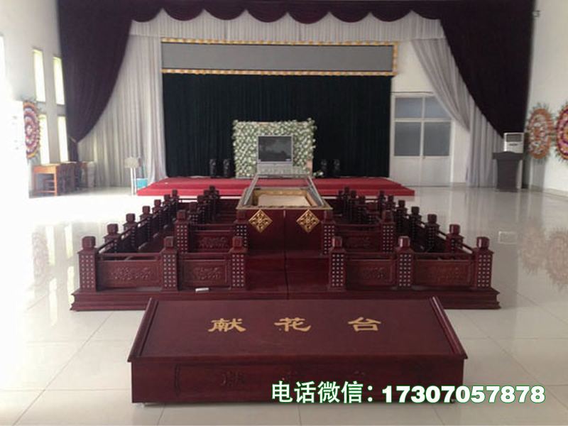 桂平普通型实木瞻仰台